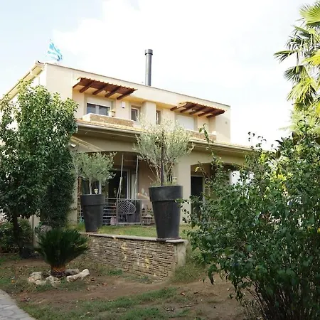 Vasili וילה טריקלה